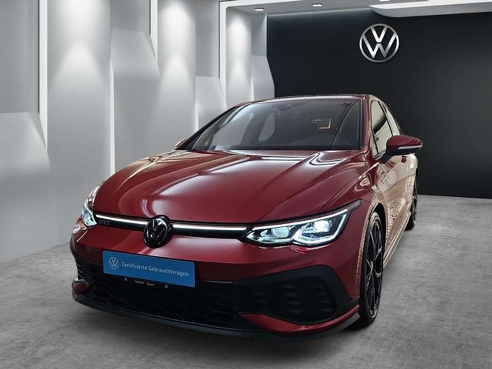 Volkswagen Golf - Imagem 1