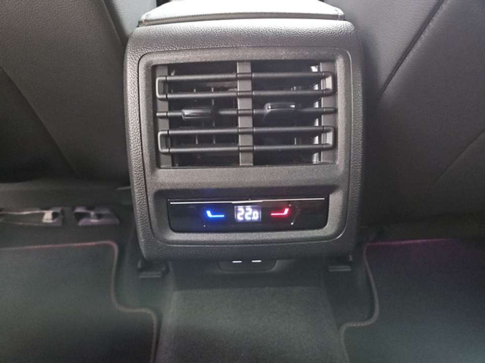 Volkswagen Golf - Imagem 12