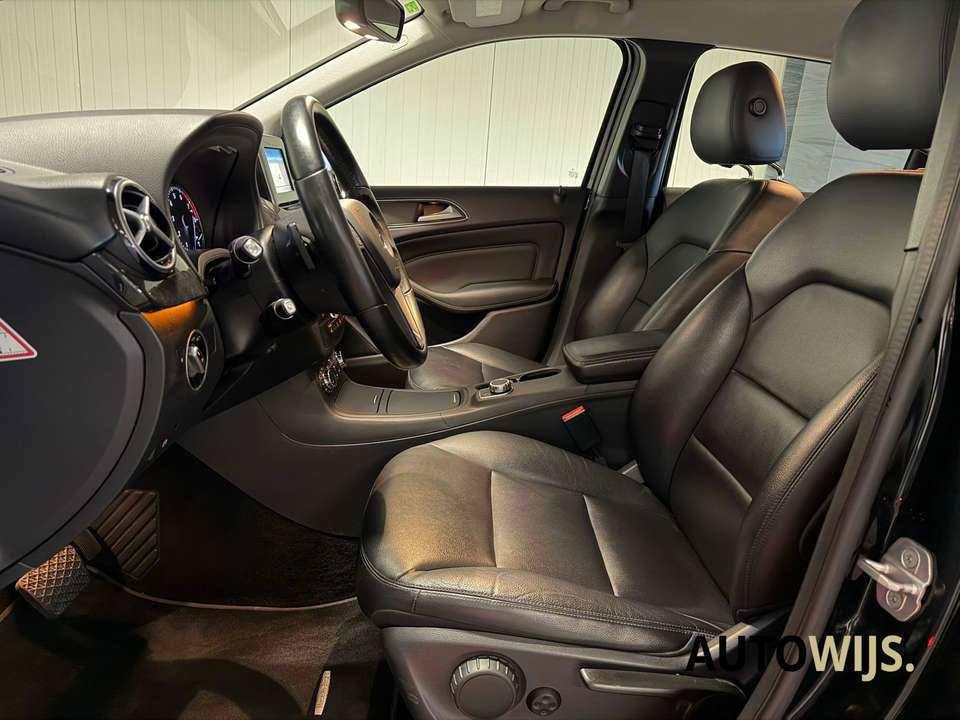 Mercedes-Benz B 180 - Imagem 4