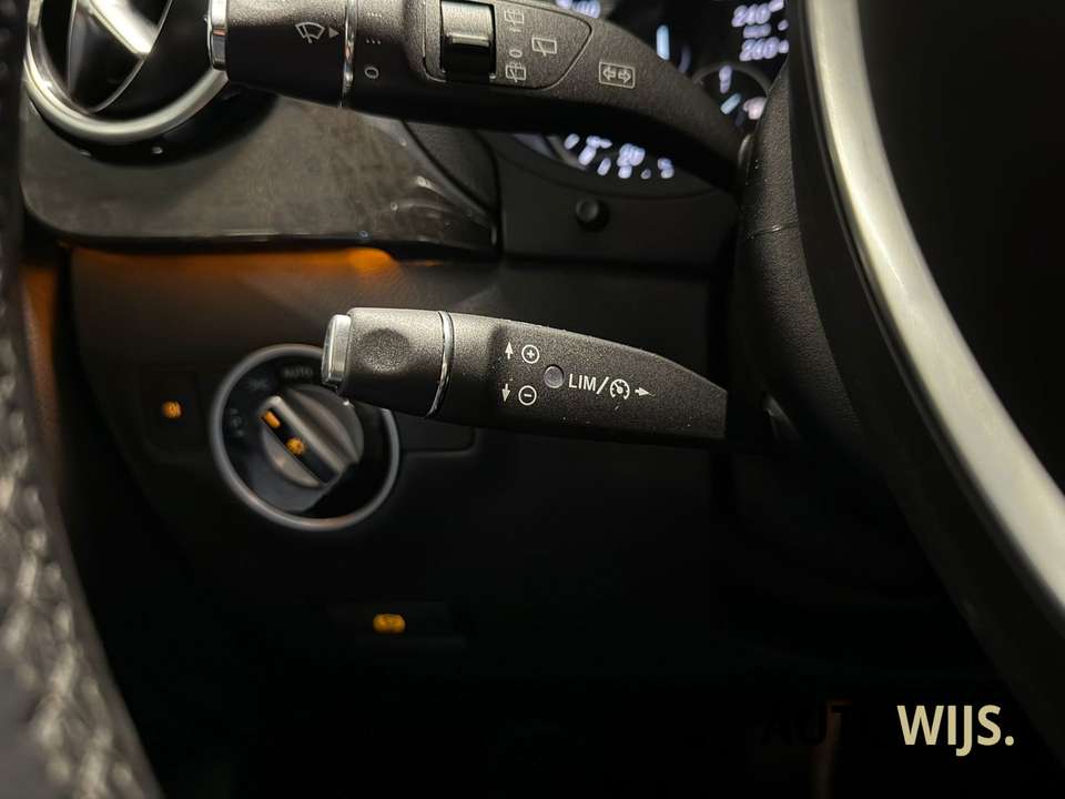 Mercedes-Benz B 180 - Imagem 13