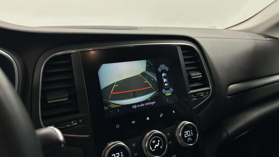 Renault Megane E-Tech - Imagem 7