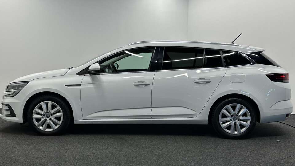 Renault Megane E-Tech - Imagem 14