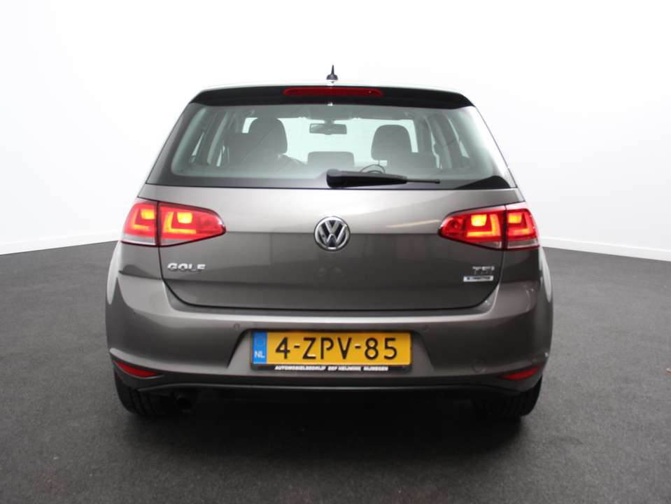 Volkswagen Golf - Imagem 6
