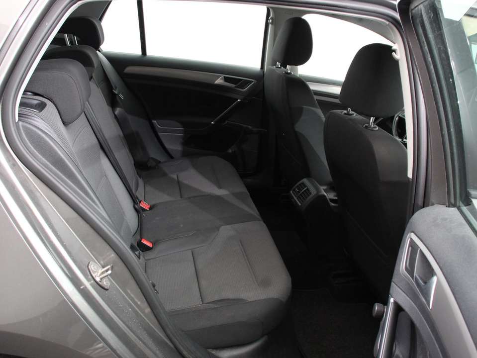 Volkswagen Golf - Imagem 11