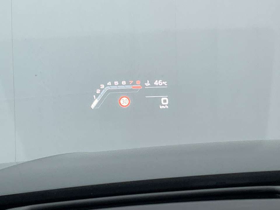 Audi RS Q8 - Imagem 7