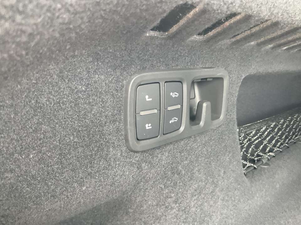 Audi RS Q8 - Imagem 19