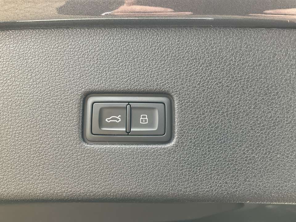 Audi RS Q8 - Imagem 20