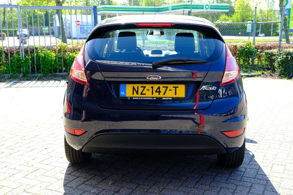 Ford Fiesta - Imagem 8