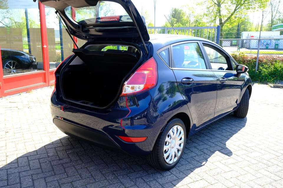 Ford Fiesta - Imagem 9