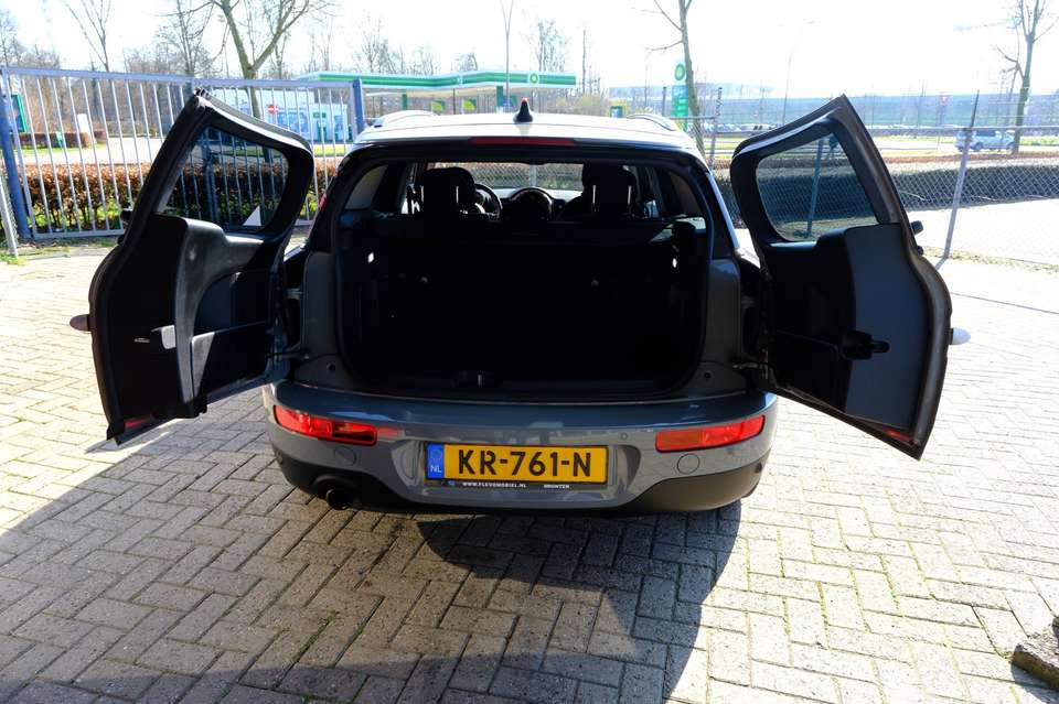 MINI Cooper Clubman - Imagem 9