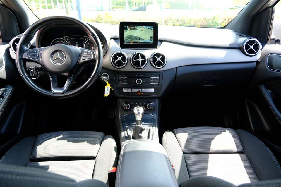 Mercedes-Benz B 160 - Imagem 12