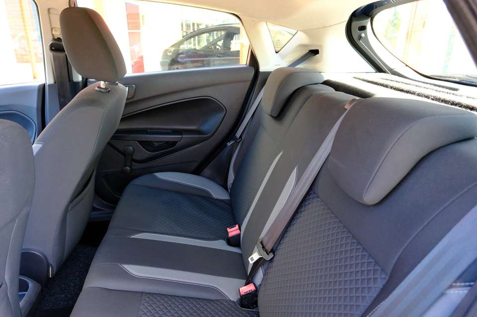 Ford Fiesta - Imagem 19