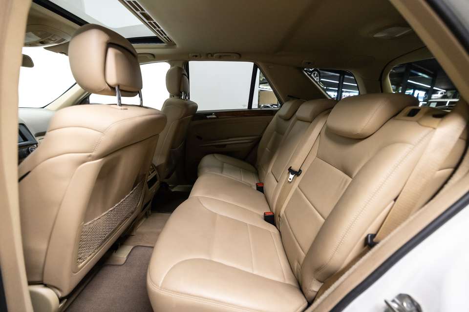 Mercedes-Benz ML 350 - Imagem 8