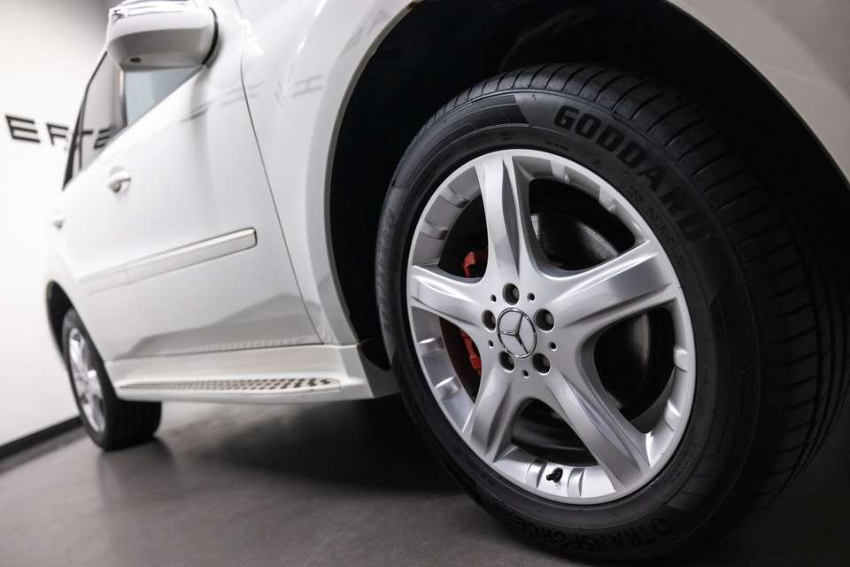 Mercedes-Benz ML 350 - Imagem 11