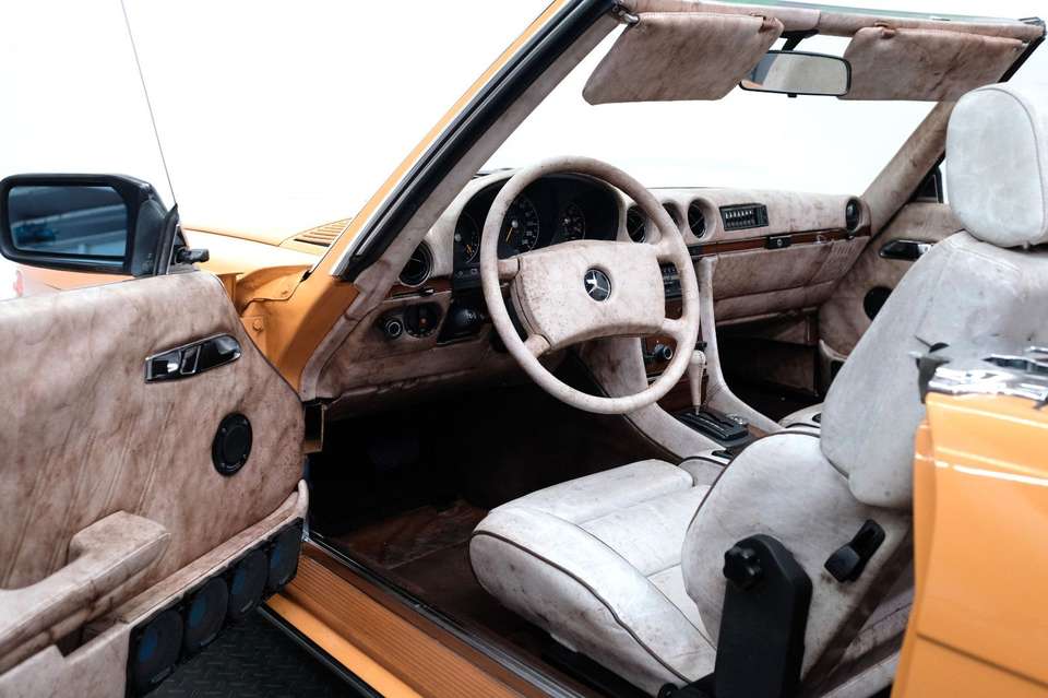 Mercedes-Benz SL 280 - Imagem 12