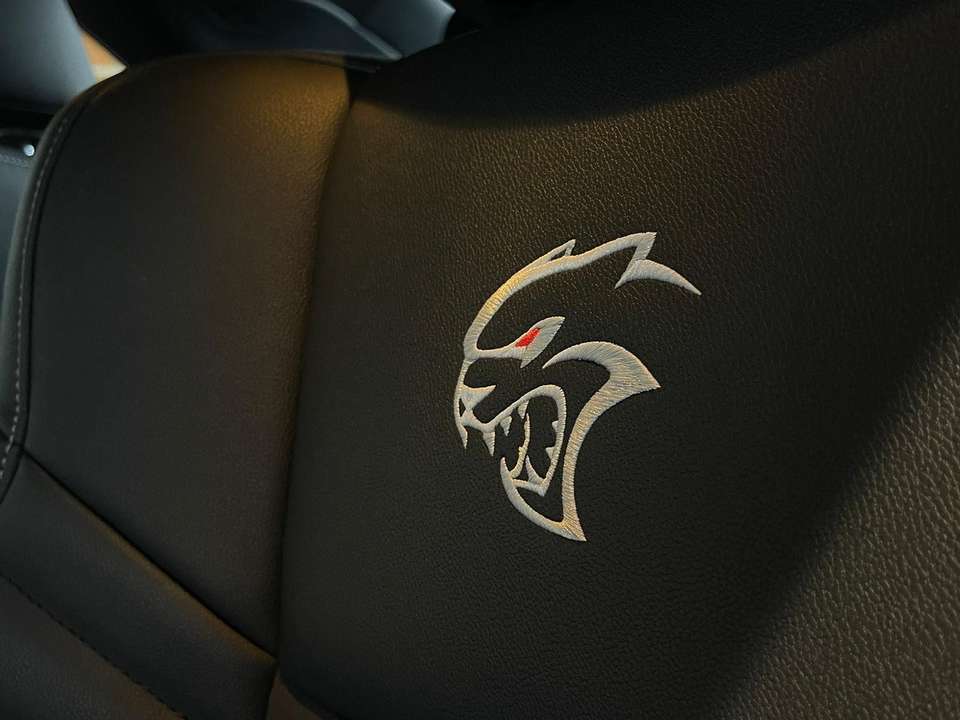 Dodge Challenger - Imagem 14