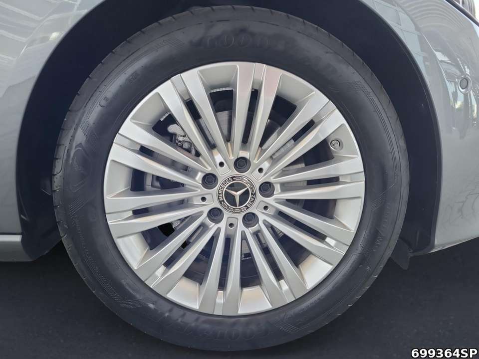 Mercedes-Benz C 180 - Imagem 5