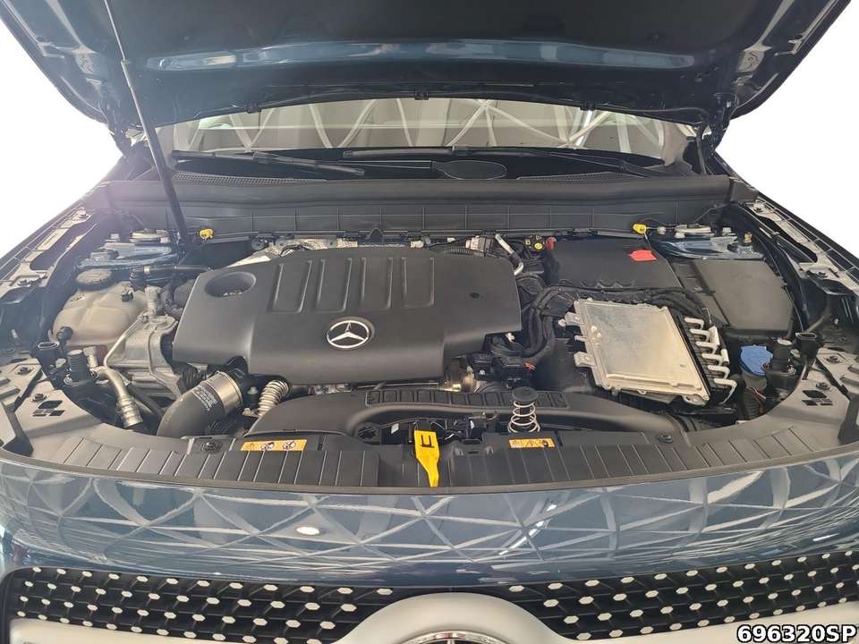 Mercedes-Benz GLB 220 - Imagem 7