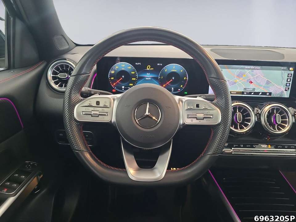 Mercedes-Benz GLB 220 - Imagem 9