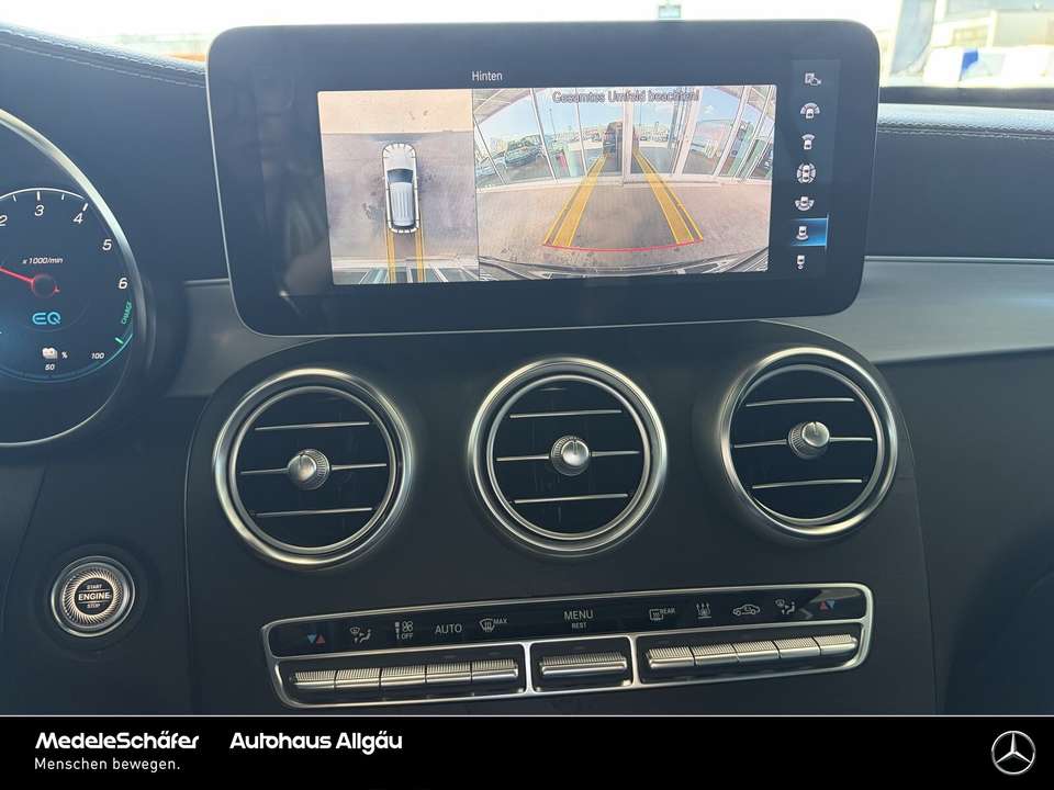 Mercedes-Benz GLC 300 - Imagem 14