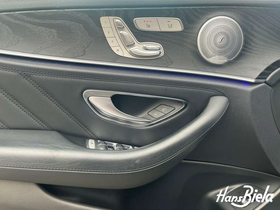 Mercedes-Benz E 53 AMG - Imagem 11