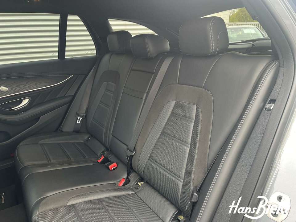 Mercedes-Benz E 53 AMG - Imagem 14