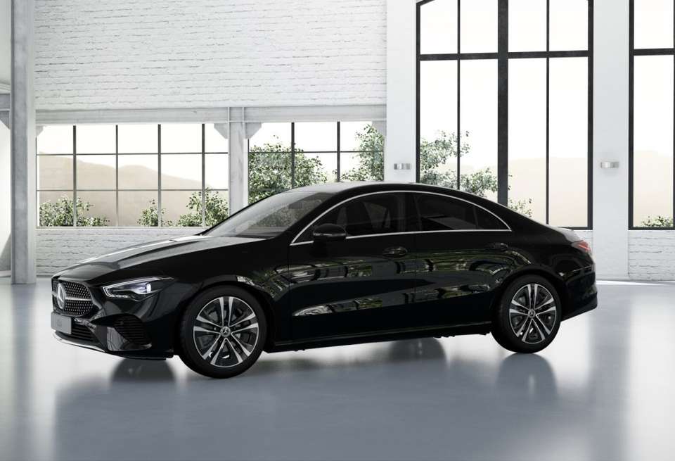 Mercedes-Benz CLA 180 - Imagem 13