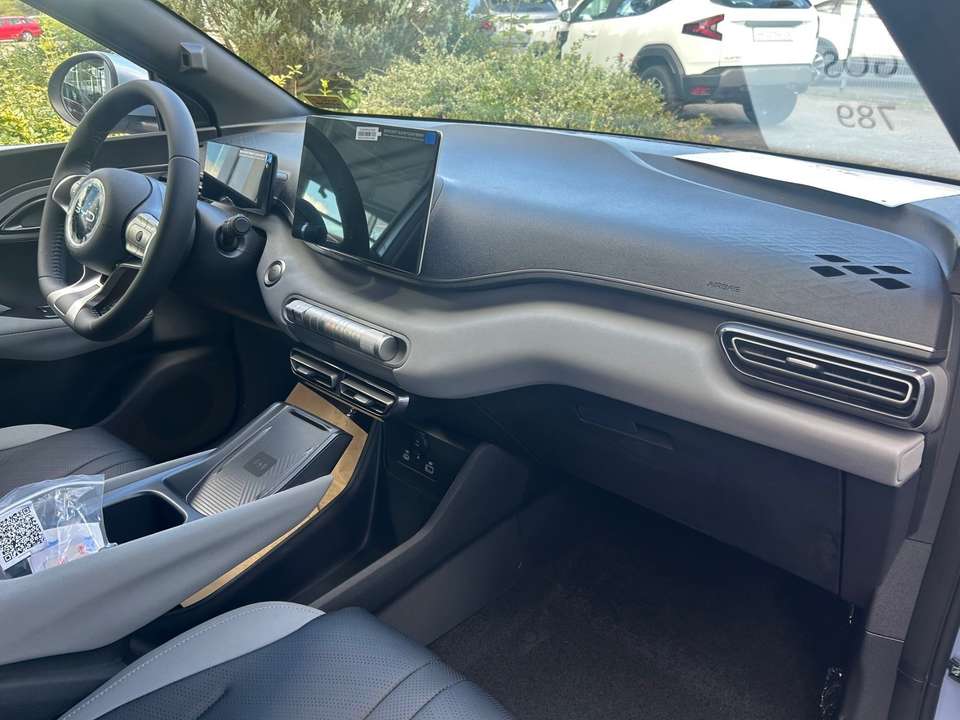 BYD Dolphin - Imagem 13