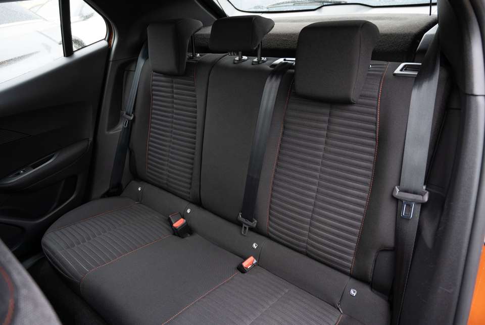 Peugeot 2008 - Imagem 8