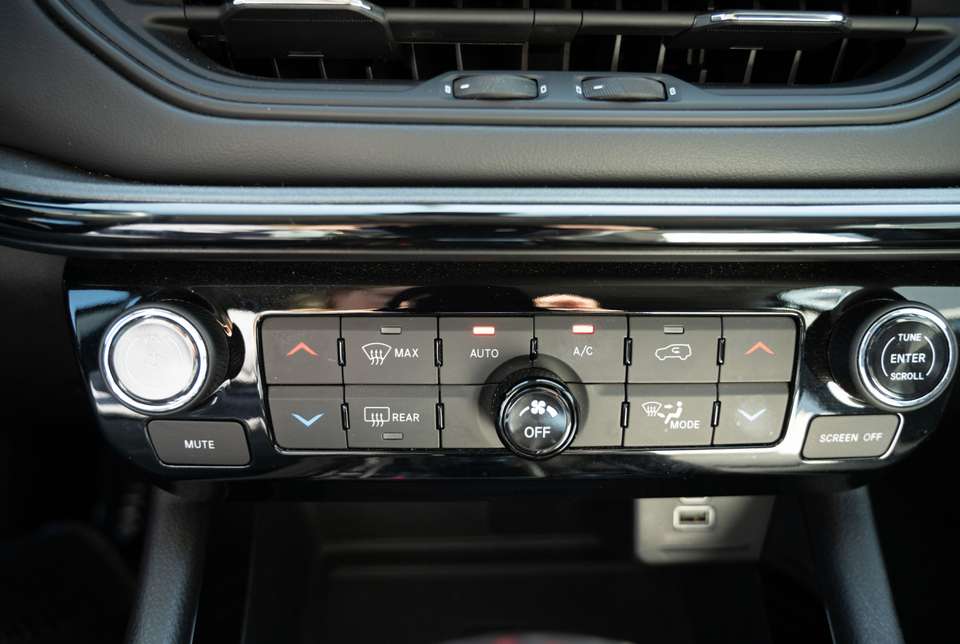 Jeep Compass - Imagem 10