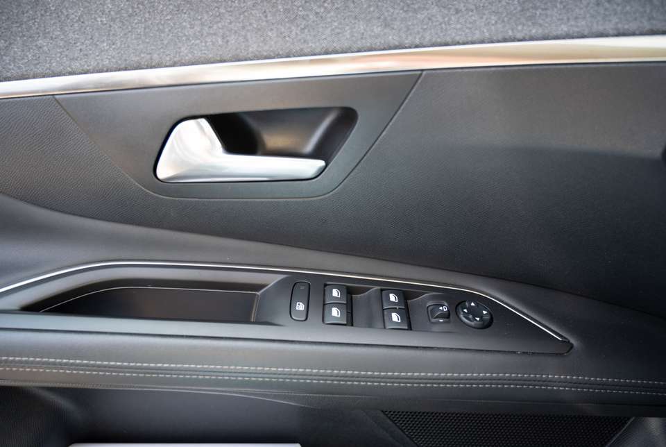 Peugeot 3008 - Imagem 12