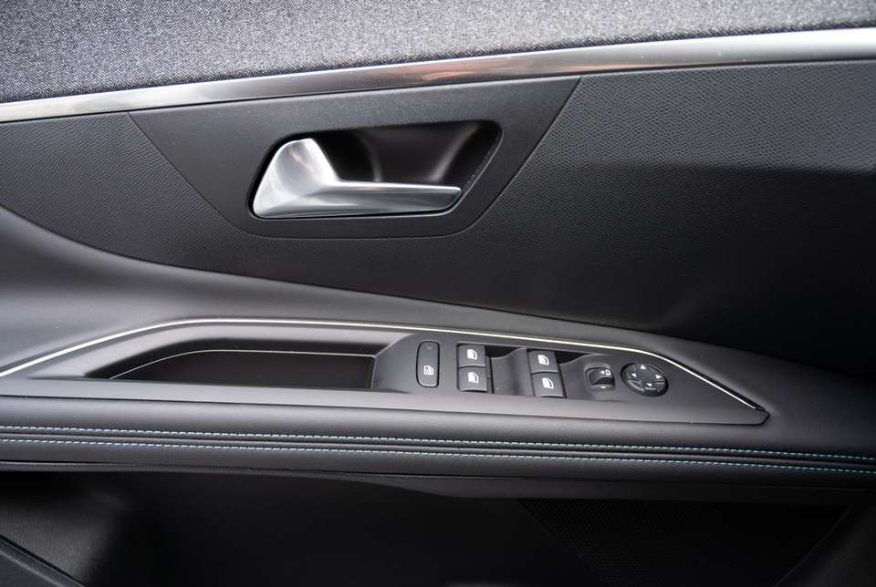 Peugeot 3008 - Imagem 12