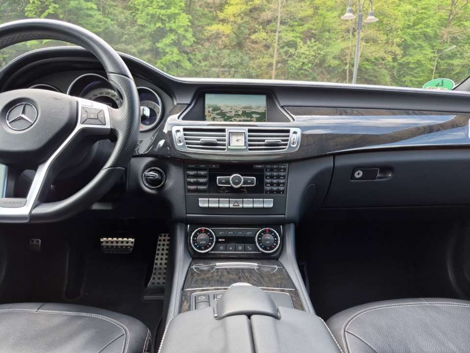 Mercedes-Benz CLS 350 - Imagem 11