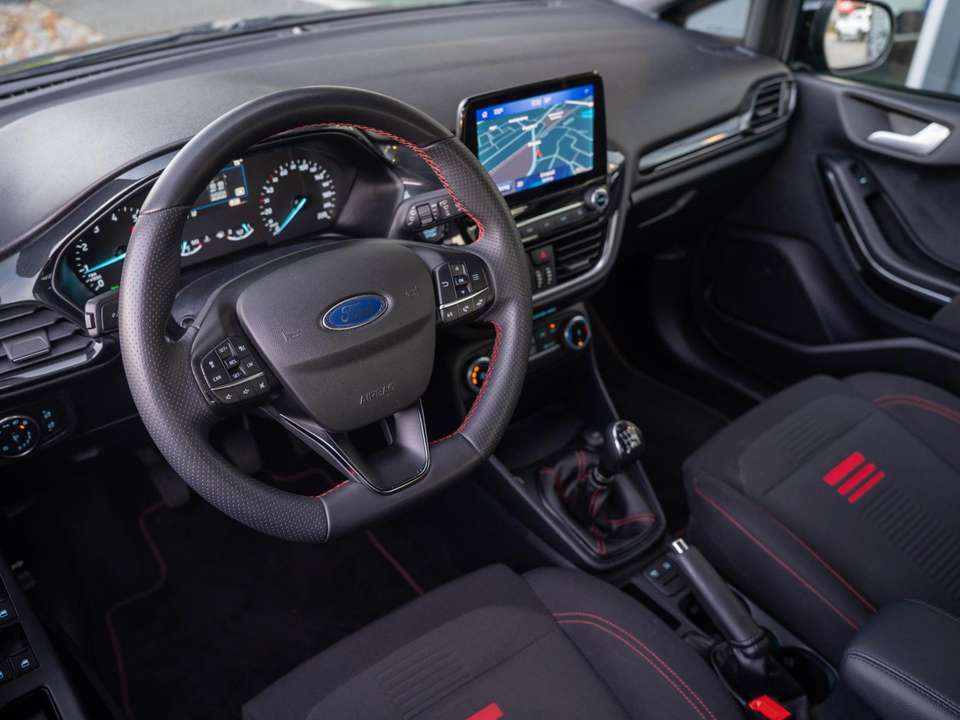 Ford Fiesta - Imagem 6