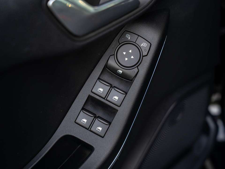 Ford Fiesta - Imagem 14