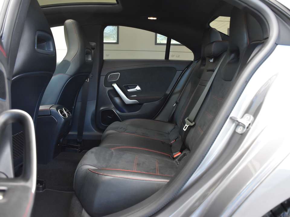 Mercedes-Benz CLA 250 - Imagem 11