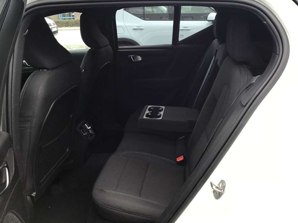 Volvo XC40 - Imagem 12