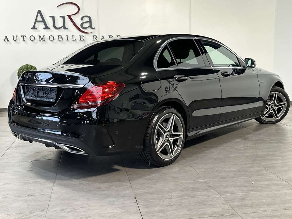 Mercedes-Benz C 300 - Imagem 4