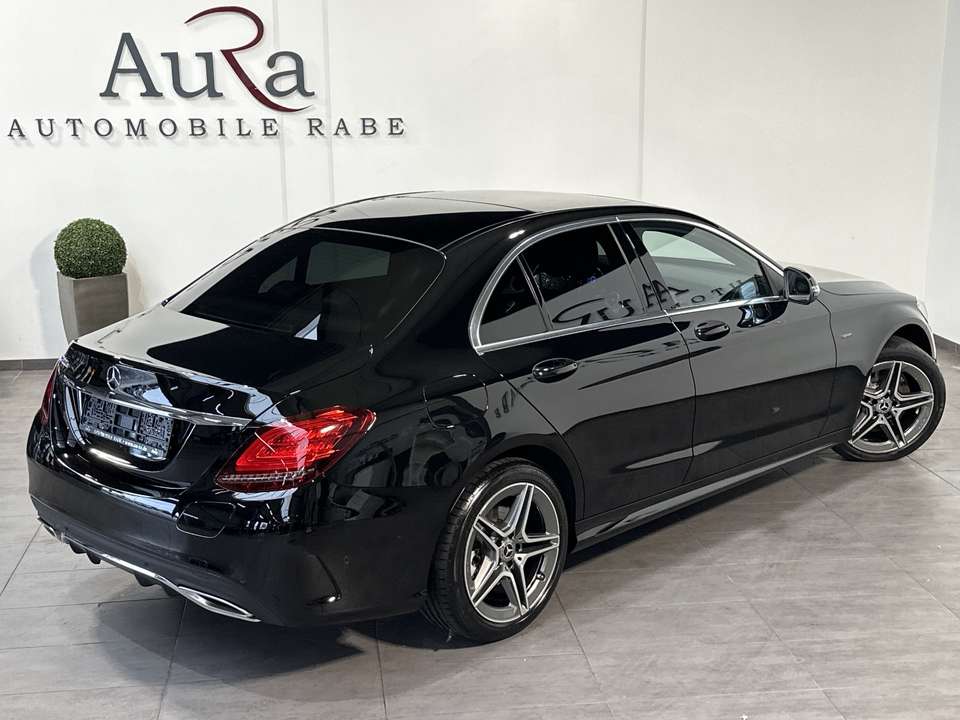 Mercedes-Benz C 300 - Imagem 5