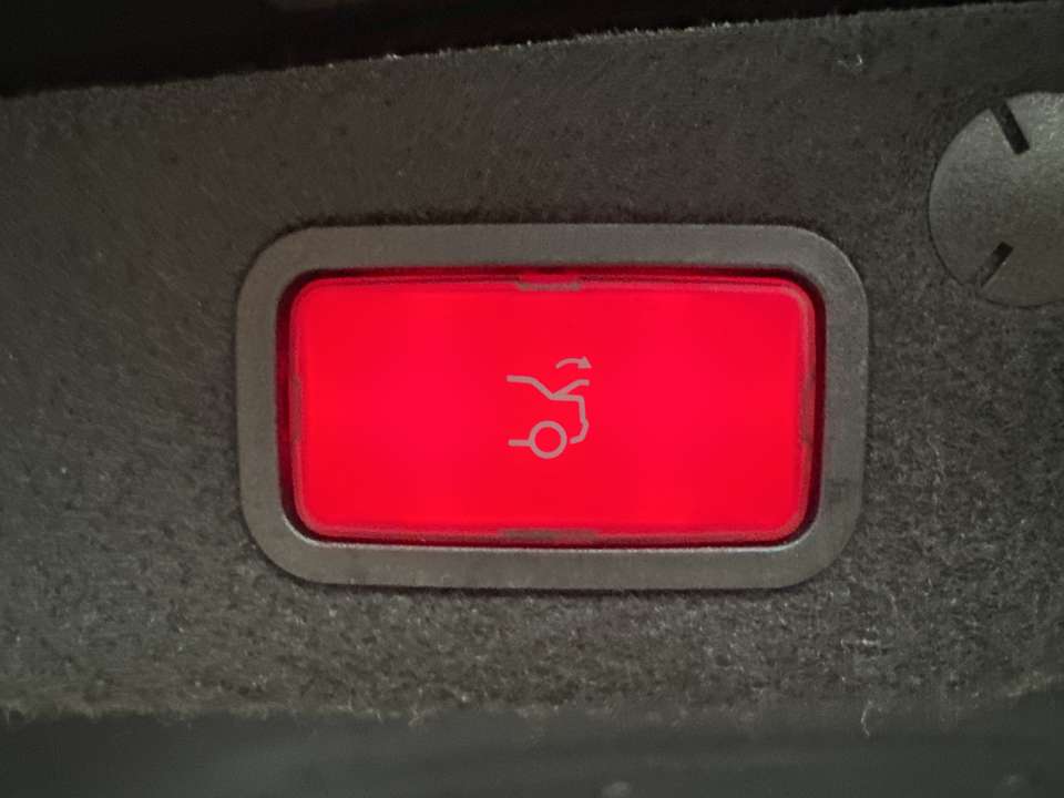 Mercedes-Benz C 300 - Imagem 7