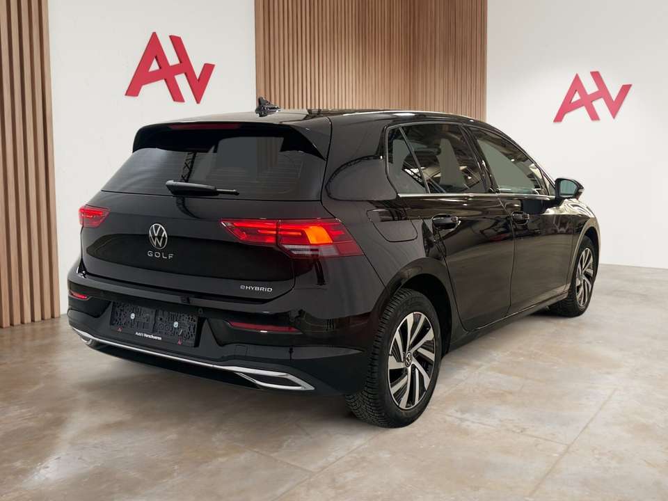 Volkswagen Golf - Imagem 6