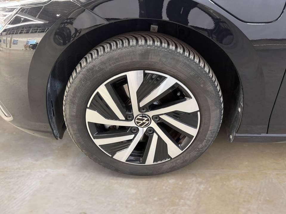 Volkswagen Golf - Imagem 12