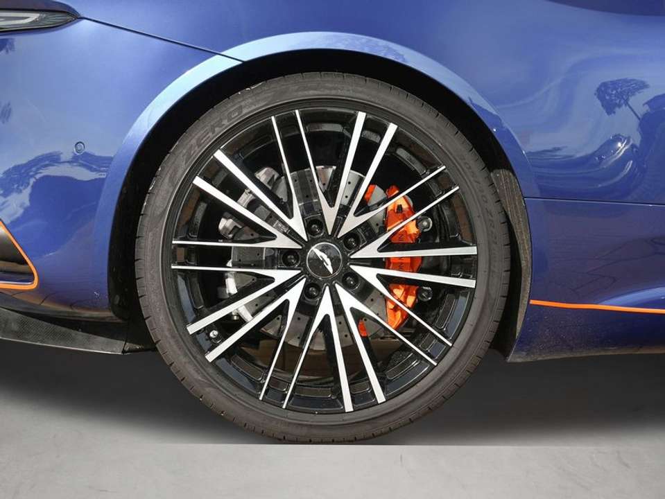 Aston Martin DBS - Imagem 4