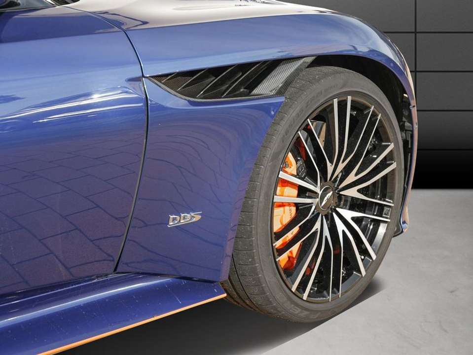 Aston Martin DBS - Imagem 9