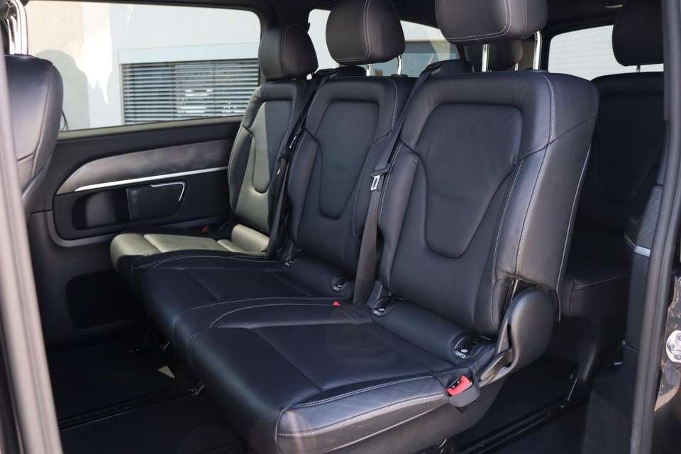 Mercedes-Benz V 300 - Imagem 15