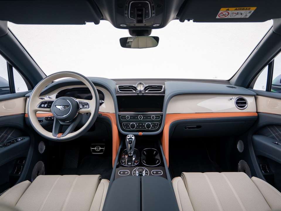 Bentley Bentayga - Imagem 12