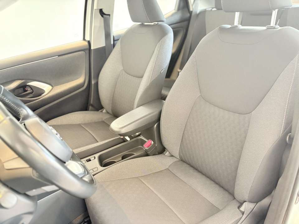 Toyota Yaris - Imagem 8