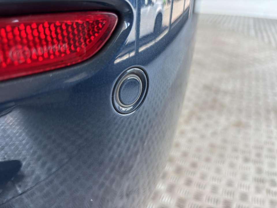 Mercedes-Benz A 180 - Imagem 8