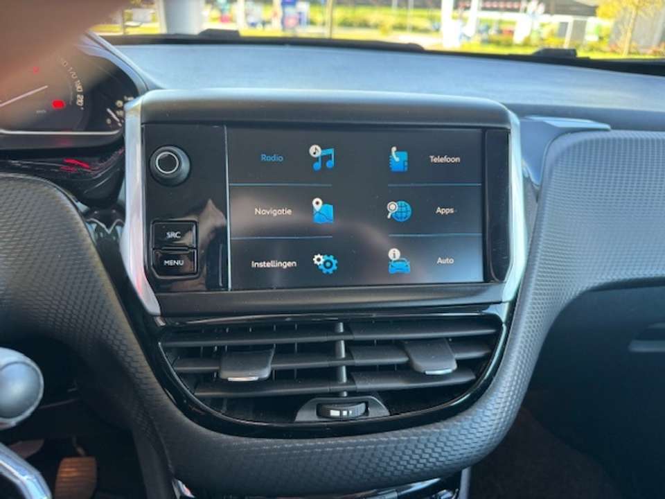 Peugeot 2008 - Imagem 16