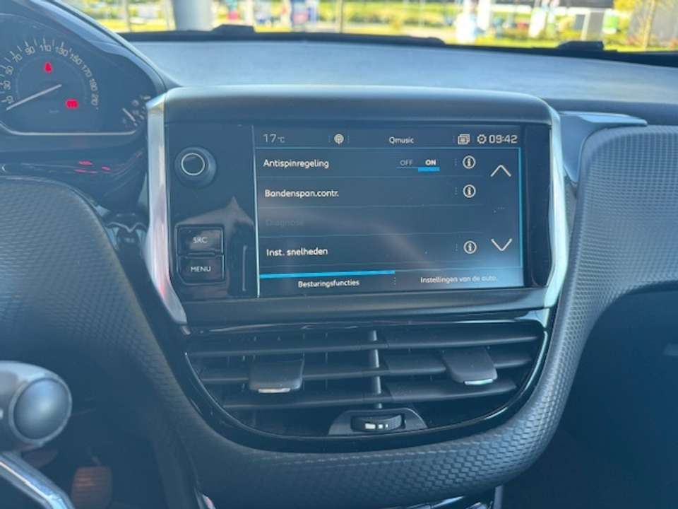 Peugeot 2008 - Imagem 17